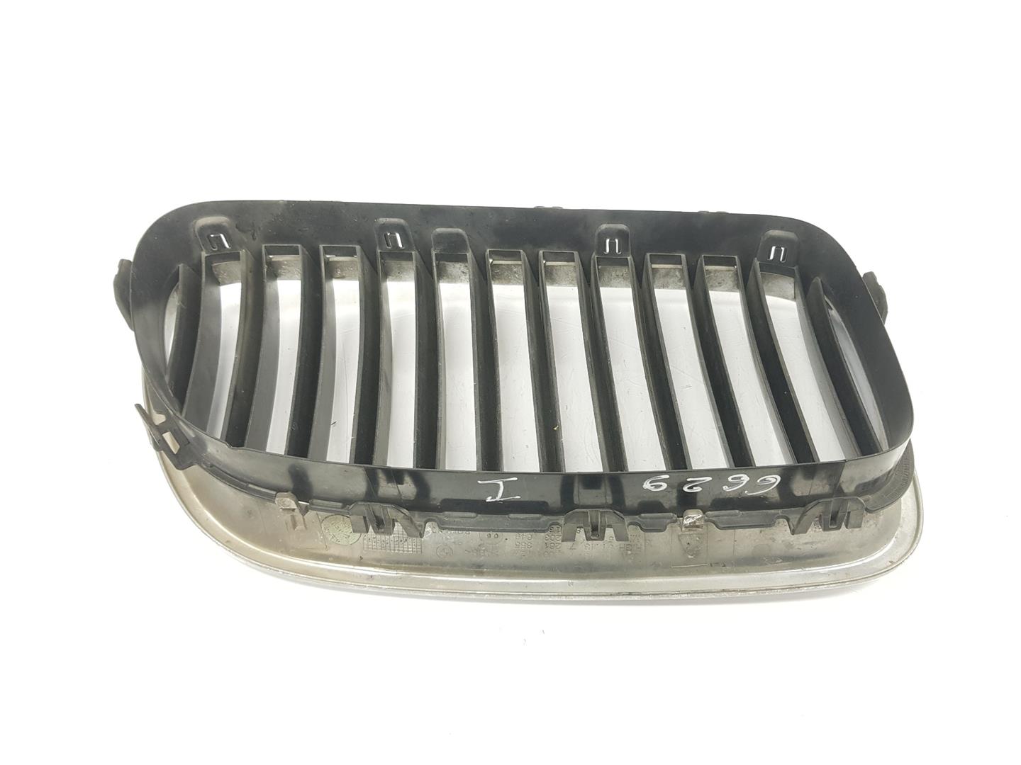 BMW 5 Series F10/F11 (2009-2017) Front Left Grill 51137200727 22485979