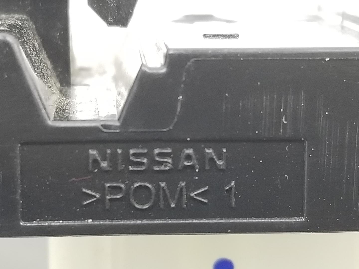 NISSAN Qashqai 2 generation (2013-2023) Priekinių dešinių durų langų pakėlimo mygtukai 25411HV02A,25411HV02A 19891358