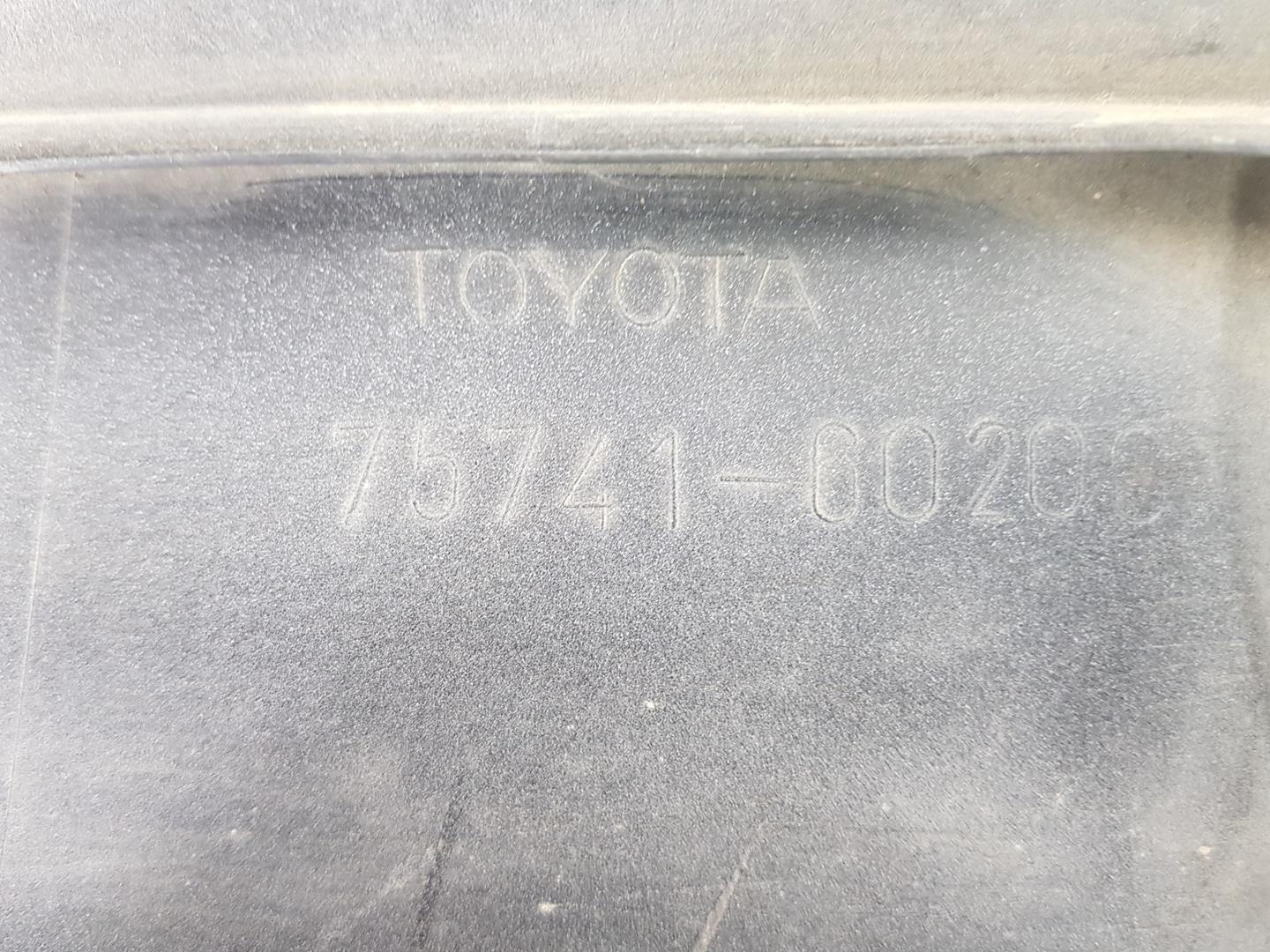 TOYOTA Land Cruiser 70 Series (1984-2024) Rear Right Fender Molding 7574160201C0, 7574160201C0, NEGRO 24193727