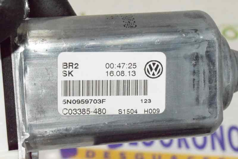 VOLKSWAGEN Tiguan 1 generation (2007-2017) Moteur de commande de vitre de porte arrière gauche 5N0959703G,5N0959703F 19888477