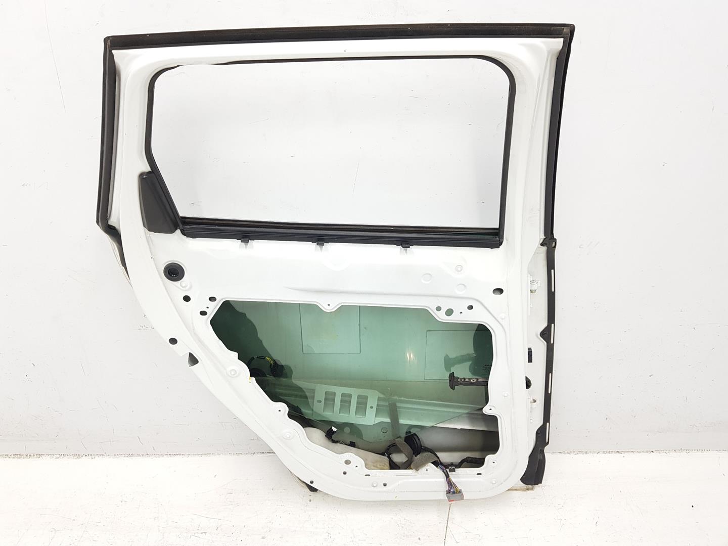 VOLVO XC60 1 generation (2008-2017) Rear Left Door 31402417,COLORBLANCO61400,1141CB 21675775