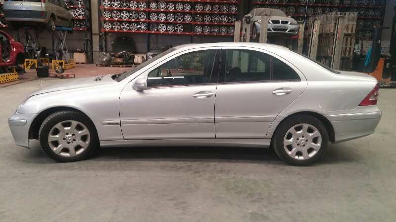 MERCEDES-BENZ C-Class W203/S203/CL203 (2000-2008) Kiti valdymo blokai A2038202285, 2038202285 19762635