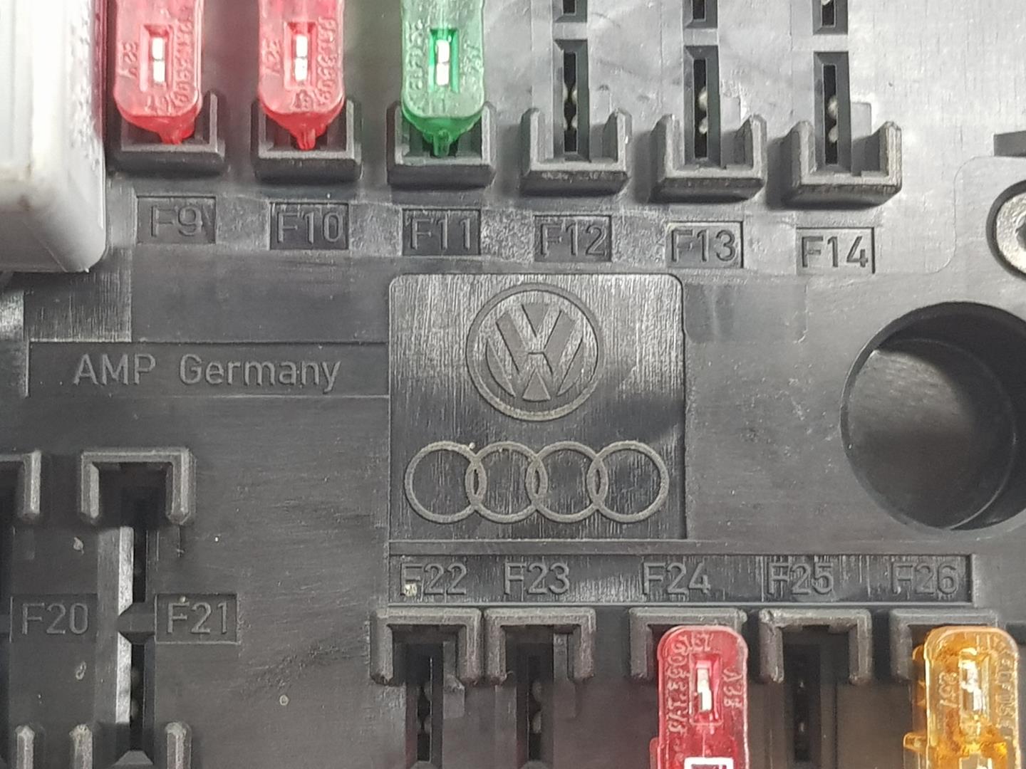 VOLKSWAGEN Golf 5 generation (2003-2009) Fuse Box EMBOX, 1K0937124K 23753898