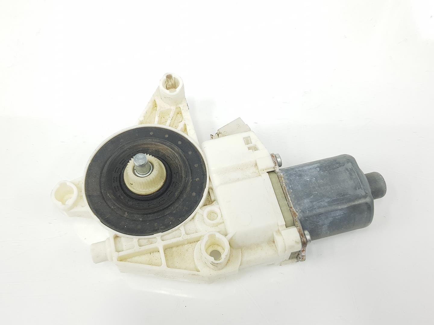 MERCEDES-BENZ B-Class W246 (2011-2020) Moteur de lève-vitre de porte avant gauche A2469065100, A2469065100 19909896