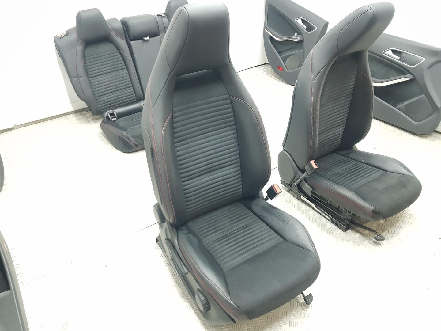 MERCEDES-BENZ CLA-Class C117 (2013-2016) Seats ASIENTOSCUERO, ASIENTOSMANUALES, CONPANELES 19799926