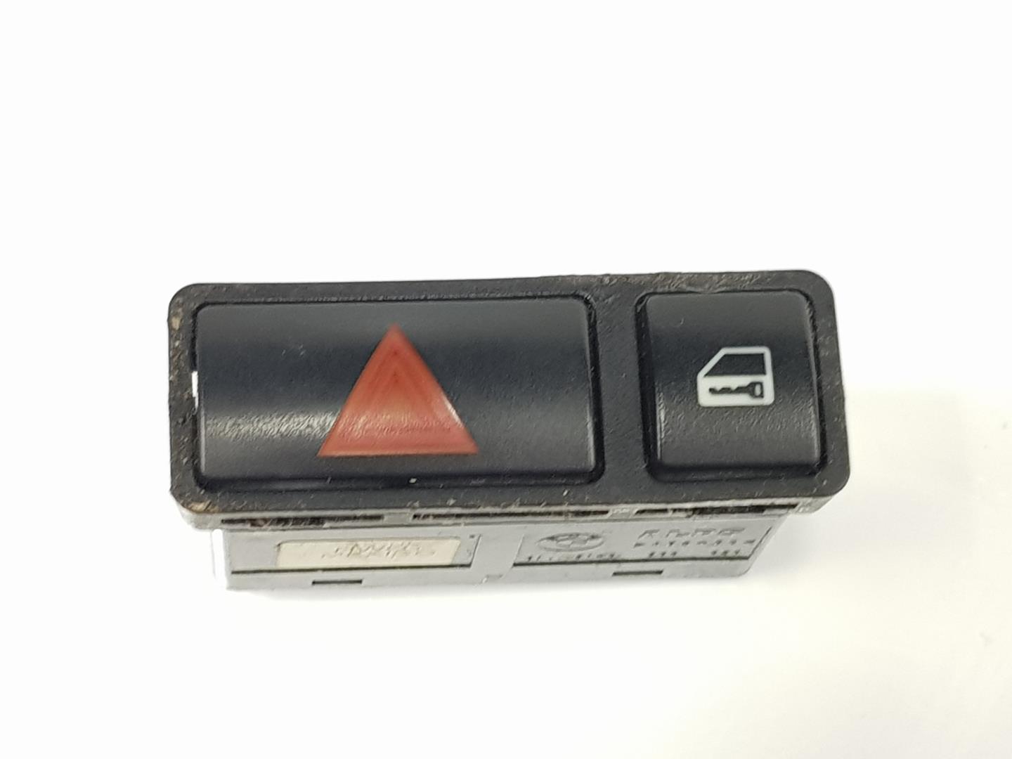 BMW 3 Series E46 (1997-2006) кнопка опасности 61318368920, 8368920 24216621