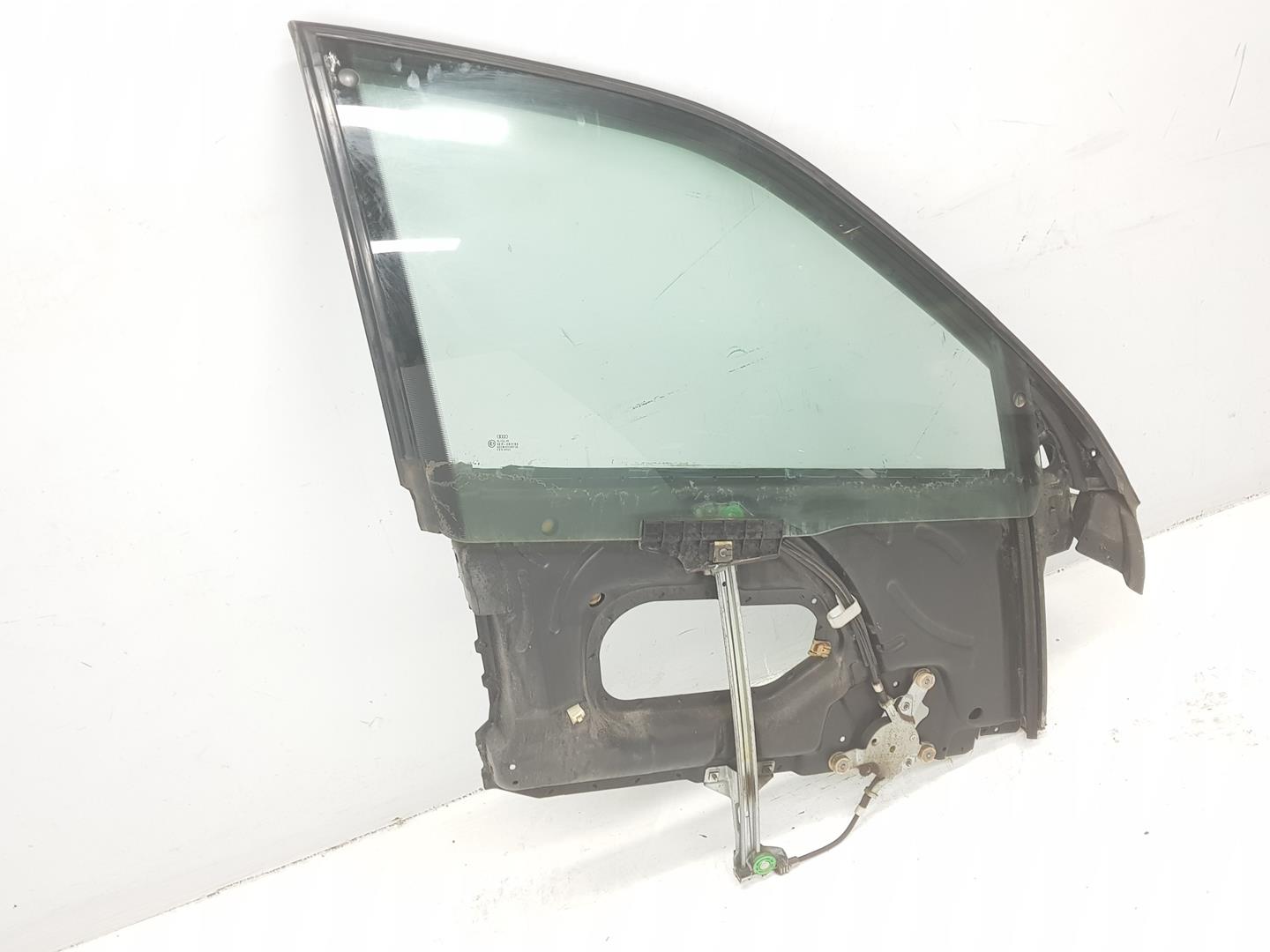AUDI 100 4A/C4 (1990-1994) Priekinių dešinių durų stiklo pakelėjas 4A0837462A, 4A0837462A 24219035