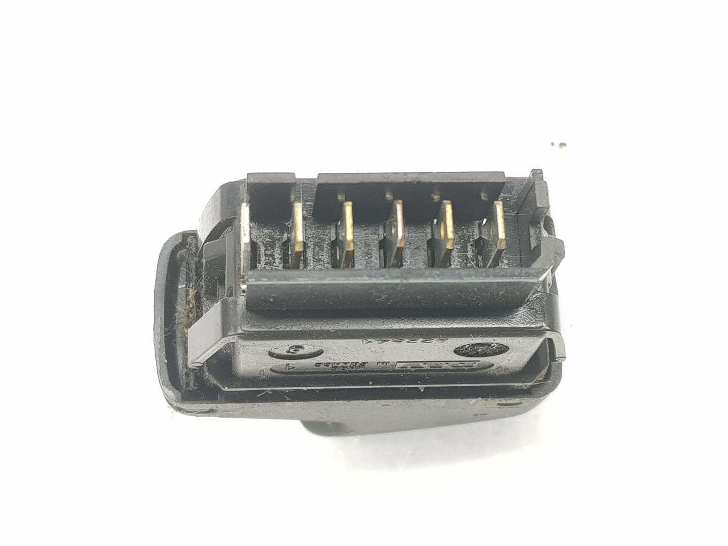 RENAULT Megane 1 generation (1995-2003) Front Right Door Window Switch 7700838100,7700838100 24215087