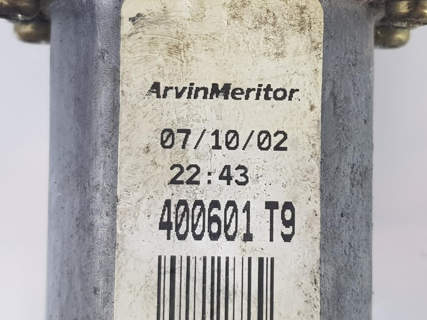 NISSAN Almera N16 (2000-2006) Priekinių kairių durų stiklo pakelėjo varikliukas 400601T9, 80701BM706 24250204