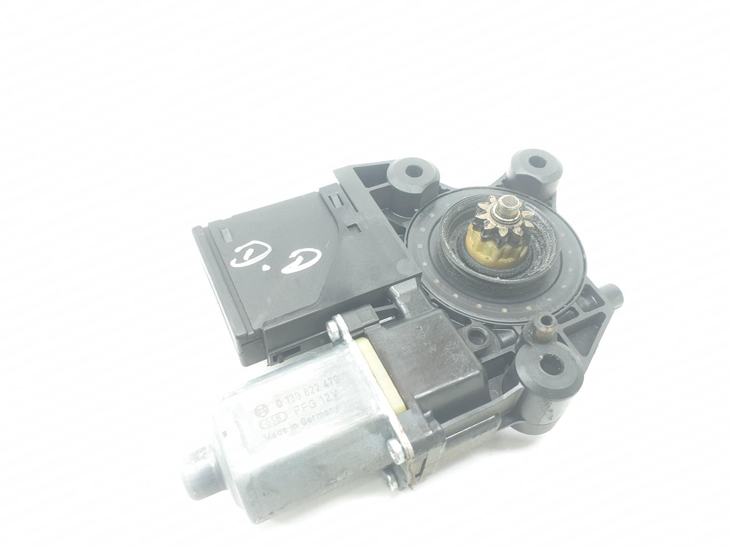 RENAULT Megane 3 generation (2008-2020) Motor de control geam ușă dreapta față 807300006R, 807300006R 25099996