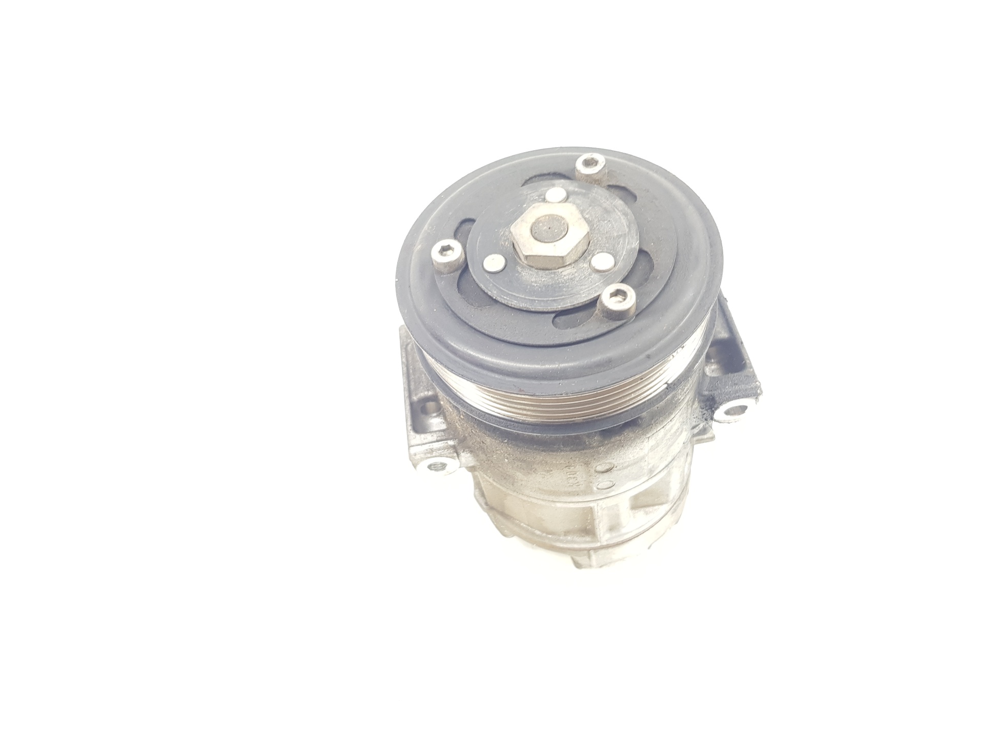 Compressor de ar condicionado B13DTC 95518238 de Opel Corsa e (x15) 2014-2019 - pieza usada