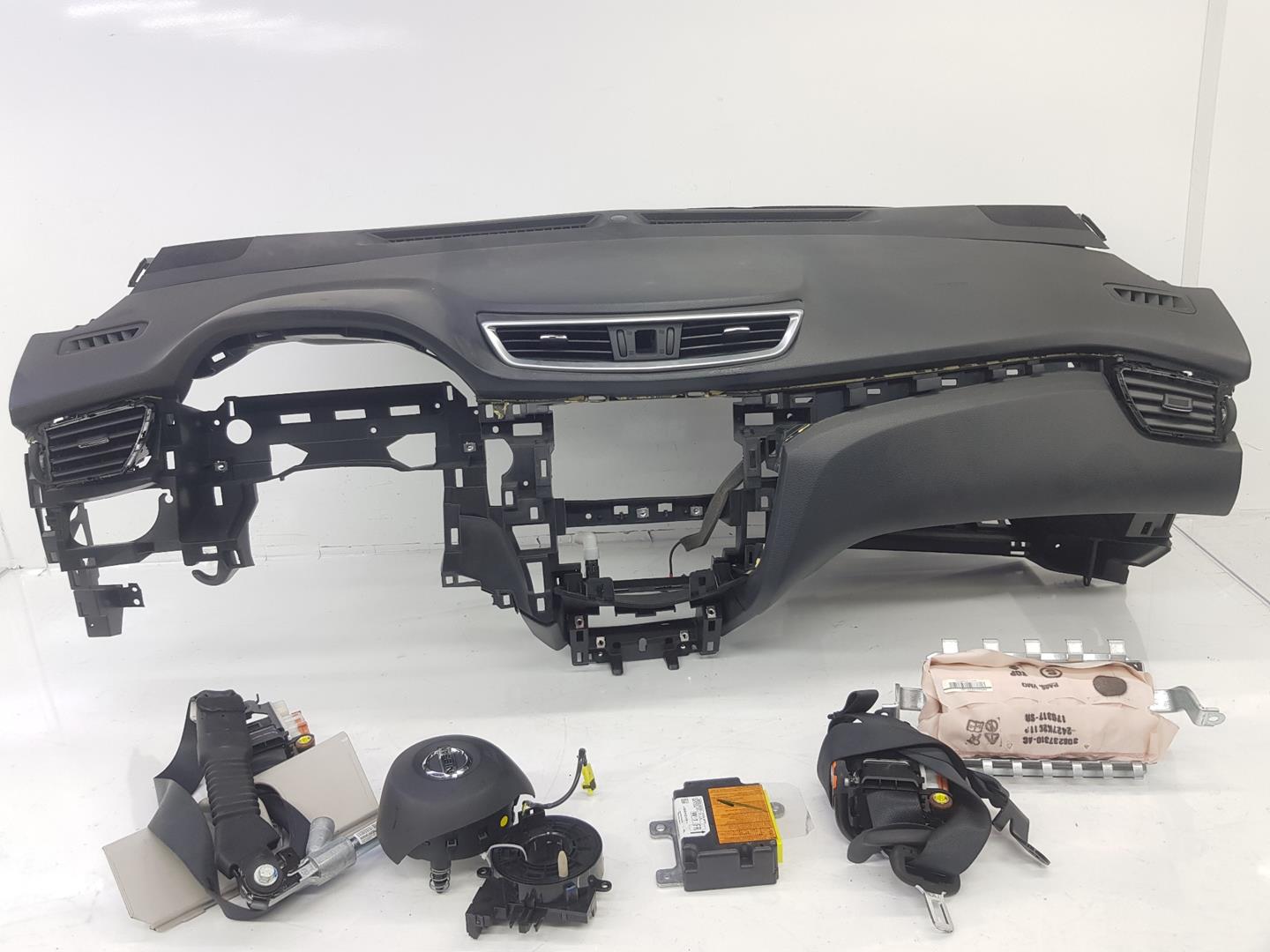 NISSAN Qashqai 2 generation (2013-2023) Autre partie 682004EH1A,98510HV00A,985154EA0A 19808265