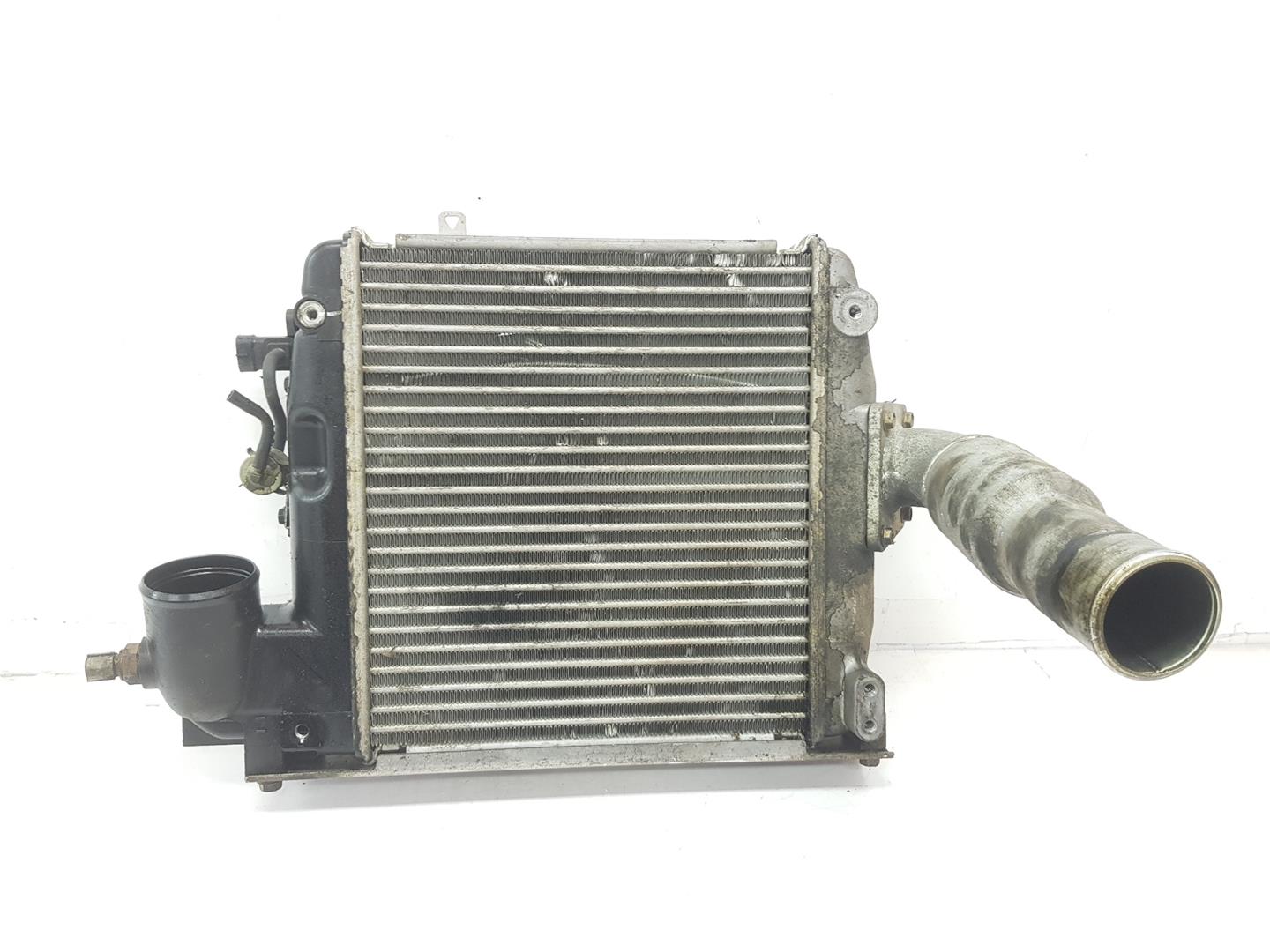 Intercooler 1KDFTV 1794030070 de Toyota Land cruiser j12 2004-2009