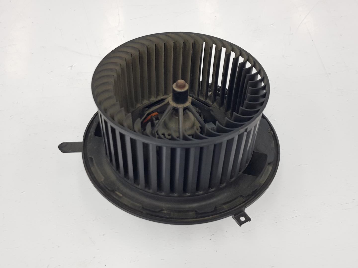 BMW 3 Series E90/E91/E92/E93 (2004-2013) Fűtésventilátor 64119227670,9227670 19924888