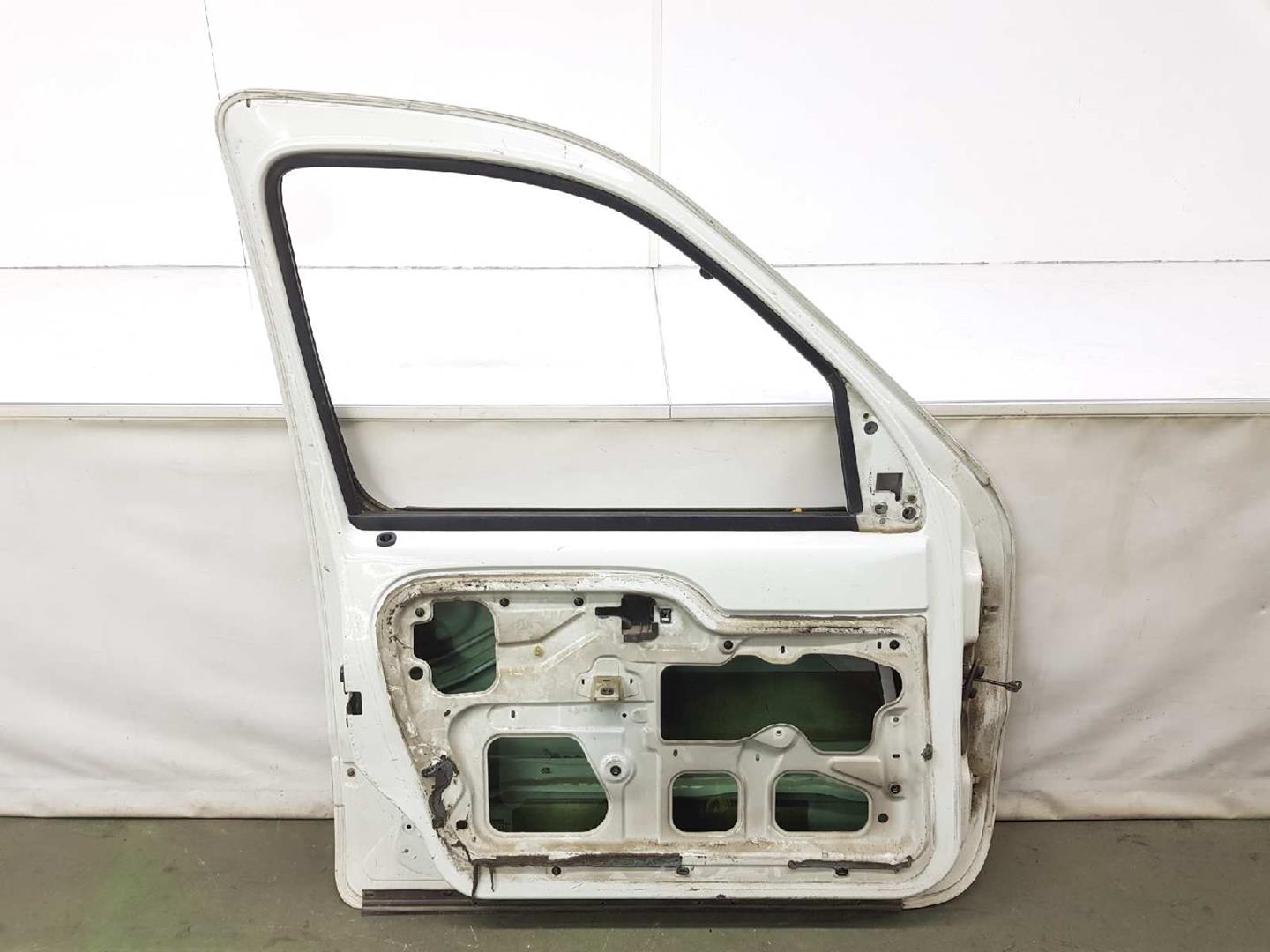 RENAULT Kangoo 1 generation (1998-2009) Front Left Door 7751471745, 7751471745 19729554