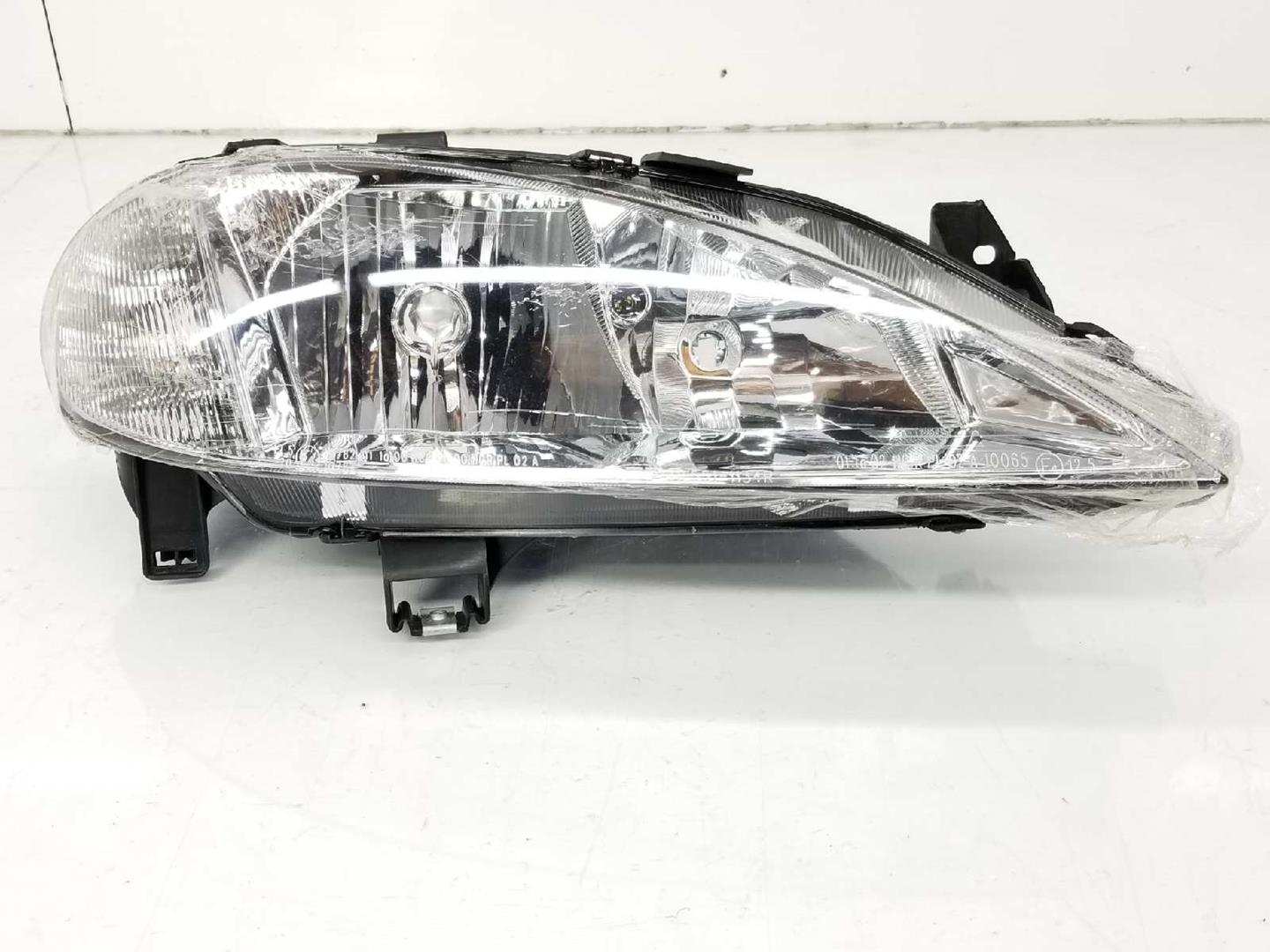 RENAULT Megane 2 generation (2002-2012) Oikea etuvalo 085511131R,7701047180,HALOGENO 19721801