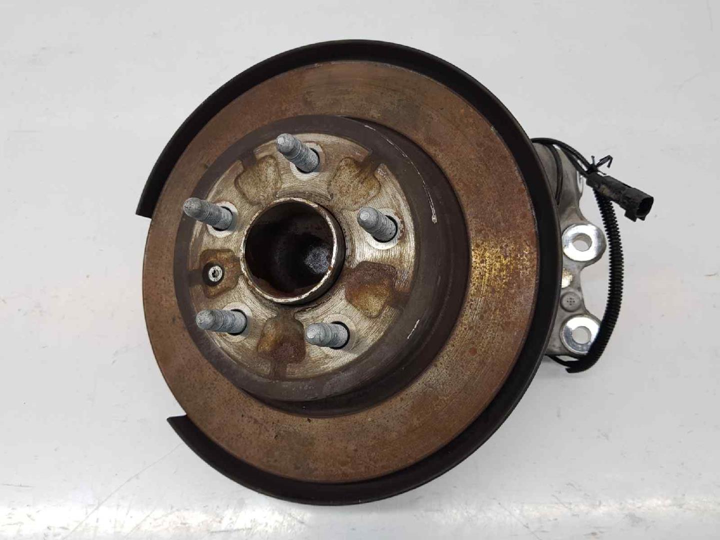 OPEL Insignia A (2008-2016) Front Left Wheel Hub 13219080,13219080 19647723