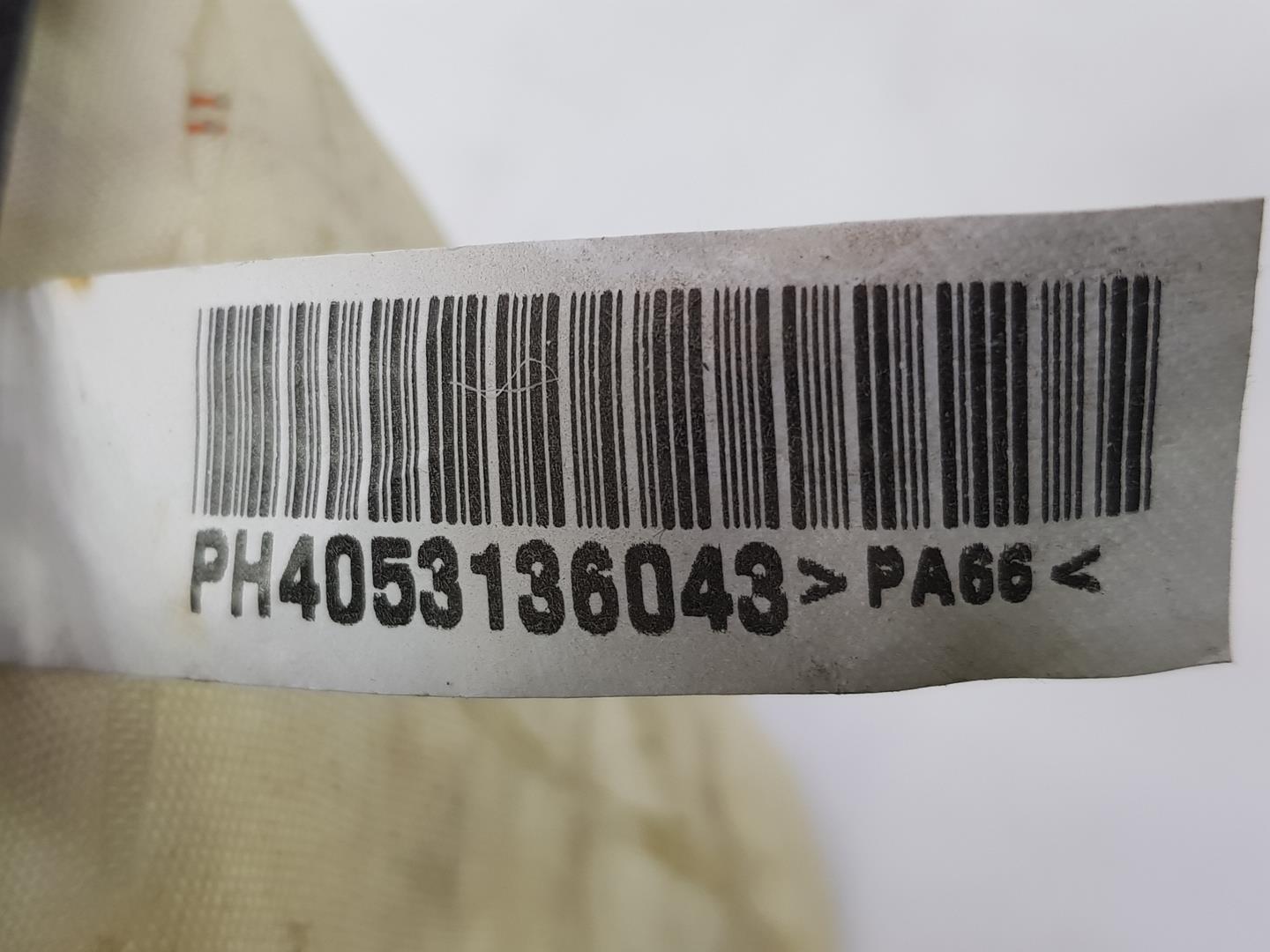 Airbag delantero derecho J3 84435H1600LK de Hyundai Terracan 2001-2007 150 CV con 169920 km - pieza usada