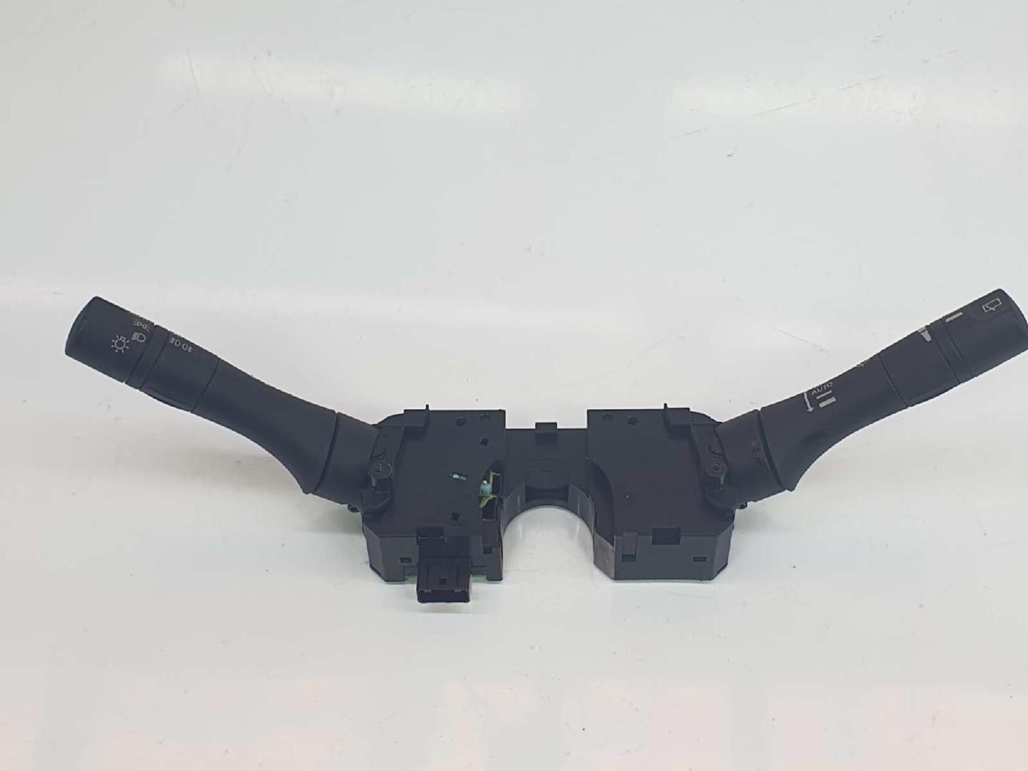 NISSAN Juke YF15 (2010-2020) Ratknapper/kontakter 255601KK0C,255603NL0B 19727522