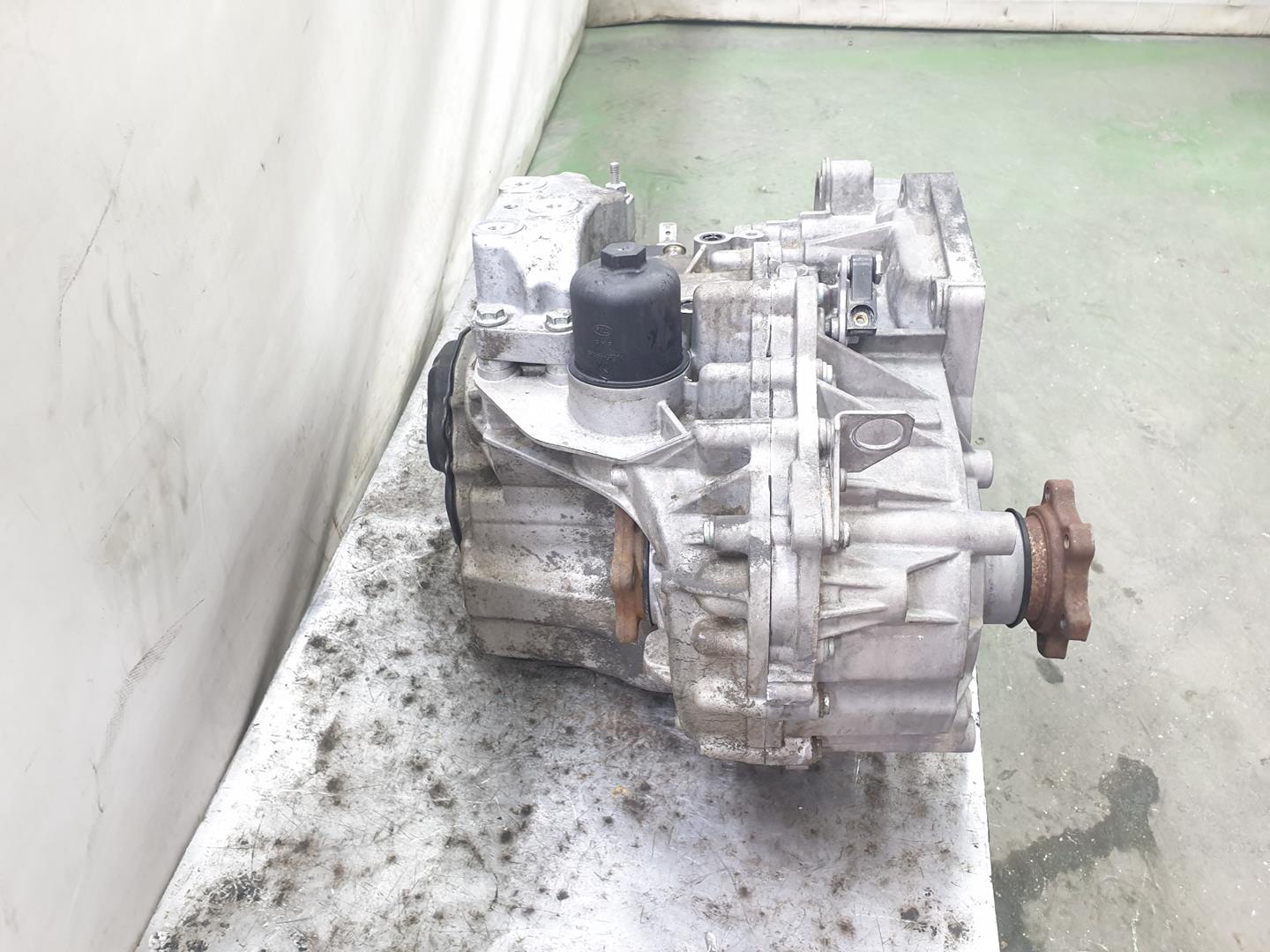 SEAT Toledo 3 generation (2004-2010) Gearbox HQM,02E300042TX 24884435