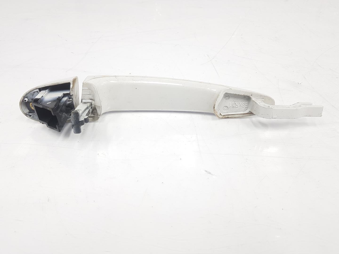 BMW 1 Series E81/E82/E87/E88 (2004-2013) Front Right Door Exterior Handle 51217207552, 51217207552, COLORBLANCO300 19793539