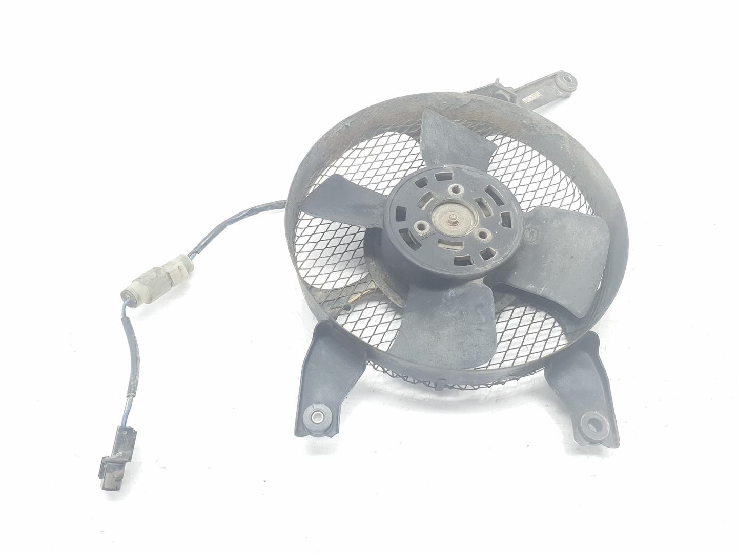 MITSUBISHI Pajero 2 generation (1991-1999) Ventilator difuzor MB657380,MB657380 24242396