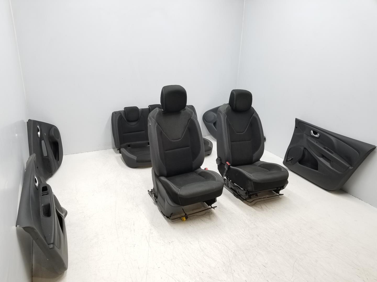 RENAULT Clio 3 generation (2005-2012) Seats DETELA,MANUALES 24155437