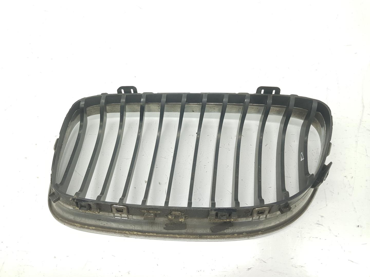 BMW 3 Series E90/E91/E92/E93 (2004-2013) Предна дясна решетка 51137201970,7201970,DERECHA 19927118