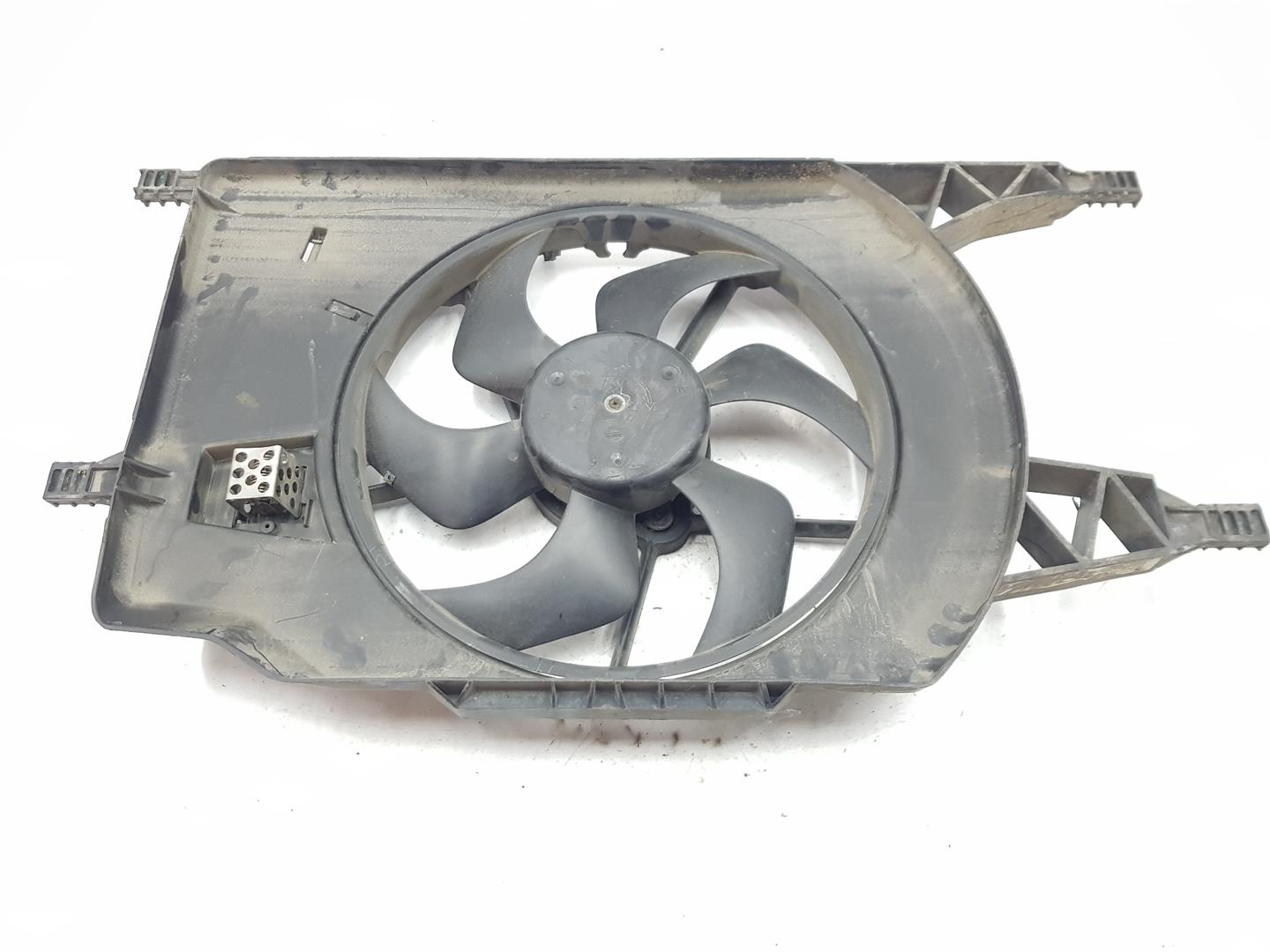 RENAULT Laguna 2 generation (2001-2007) Diffuser Fan 8200025635, 8200025635 19806896