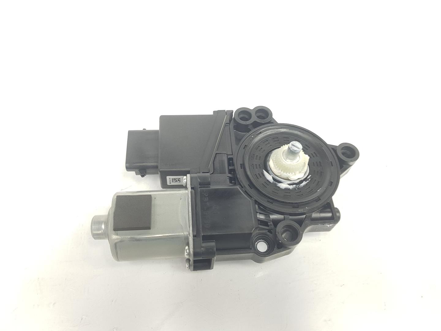 KIA Cee'd 2 generation (2012-2018) Motor de control geam ușă dreapta față 82460A2010, 82460A2010, SOLOMOTOR 19822303