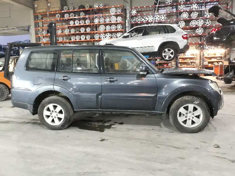 MITSUBISHI Pajero 4 generation (2006-2023) Бампер задний 6410A479, 6410A186, 6410A315HA 19615445