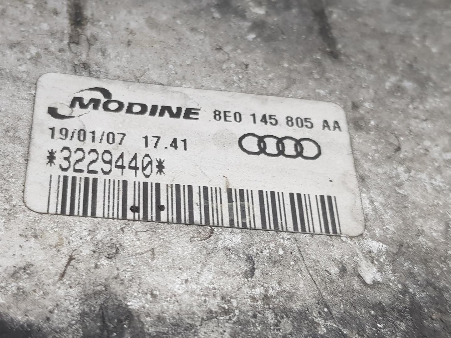 AUDI A4 B7/8E (2004-2008) Välijäähdyttimen jäähdytin 8E0145805AA, 038906051C 23799446