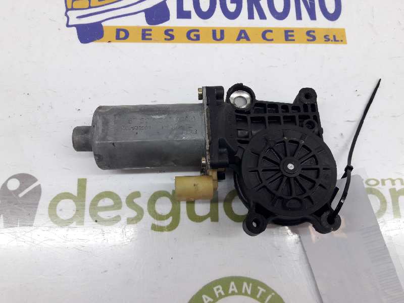 BMW 3 Series E46 (1997-2006) Aizmugurējo kreiso durvju loga pacēlāja motorīts 67628362066,119353,0130821727 19600497