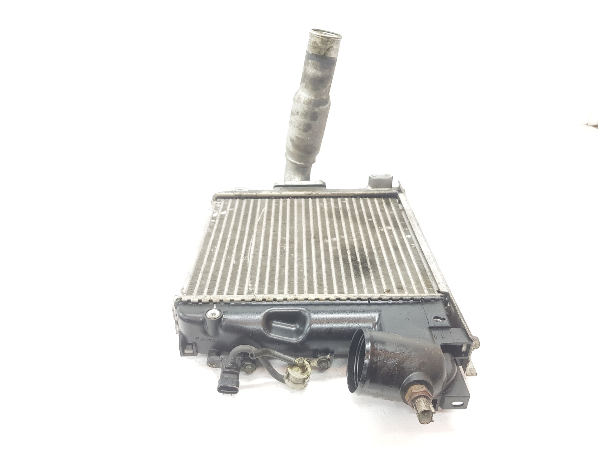 Intercooler 1KDFTV 1794030070 de Toyota Land cruiser j12 2004-2009 - pieza usada