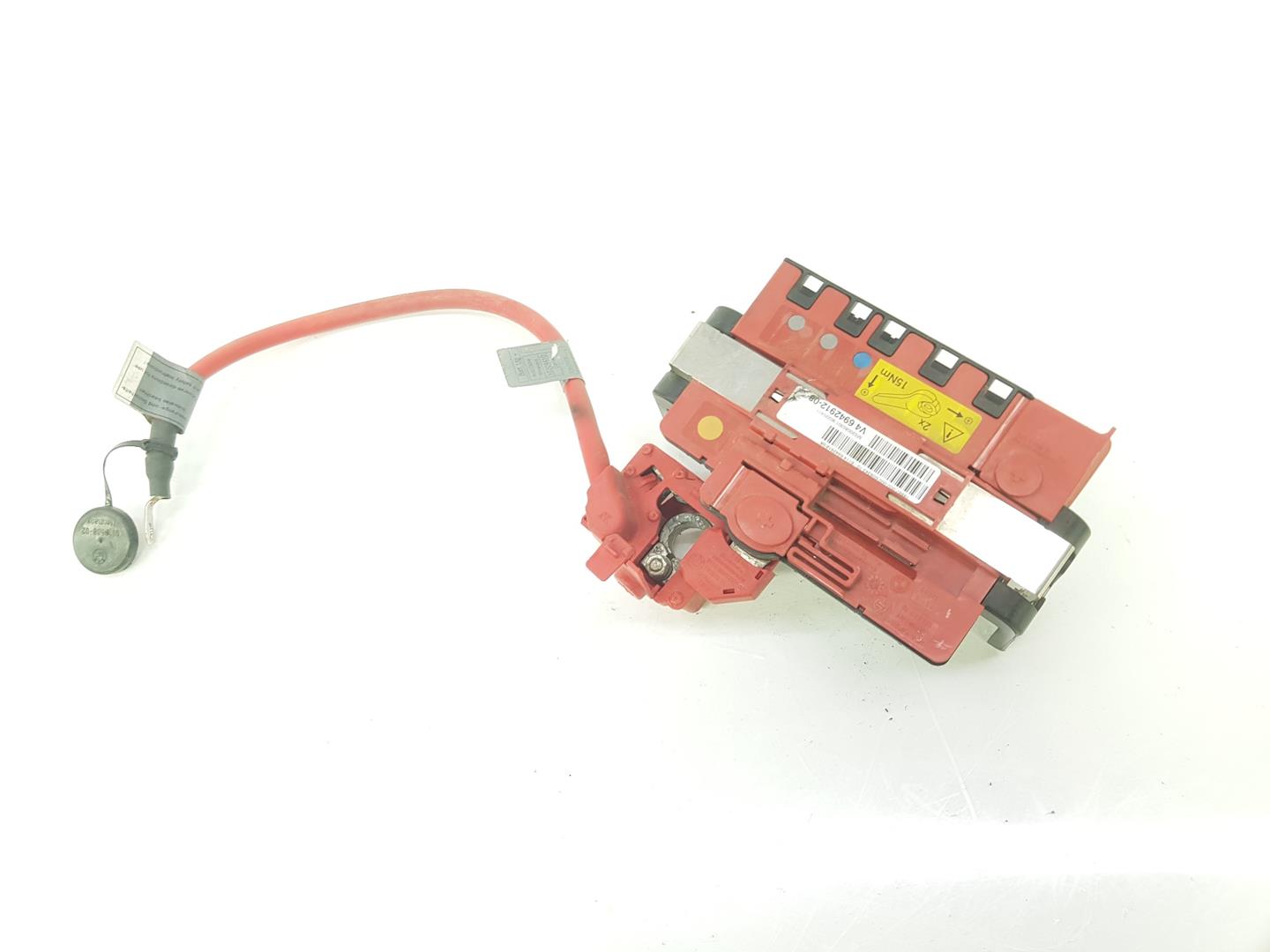 BMW 3 Series E90/E91/E92/E93 (2004-2013) Fuse Box 61146942912, 61146971370 19910924