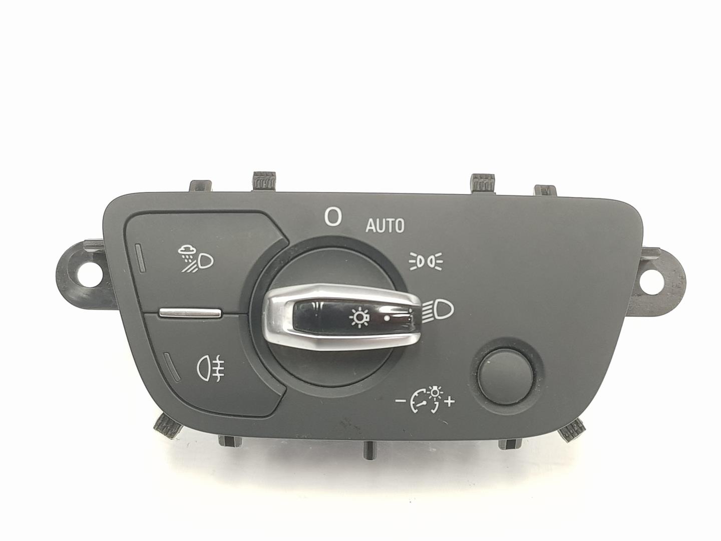 AUDI A4 B9/8W (2015-2024) Headlight Switch Control Unit 4M0941531N, 4M0941531N 24241571