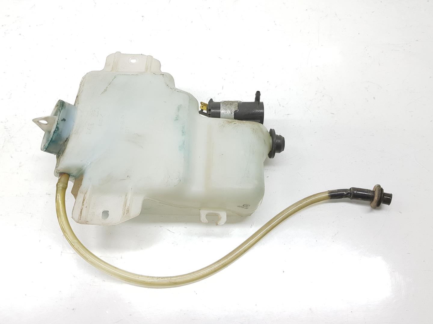 MITSUBISHI Pajero 2 generation (1991-1999) Window Washer Tank MB628750, MB628750, TRASERO 24154952