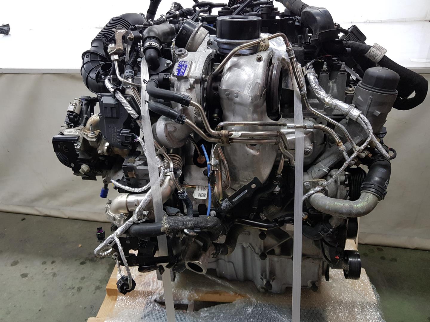 LAND ROVER Discovery Sport 1 generation (2014-2024) Engine 204DTA, LR094524, G4D36006DA2225MH 24214544