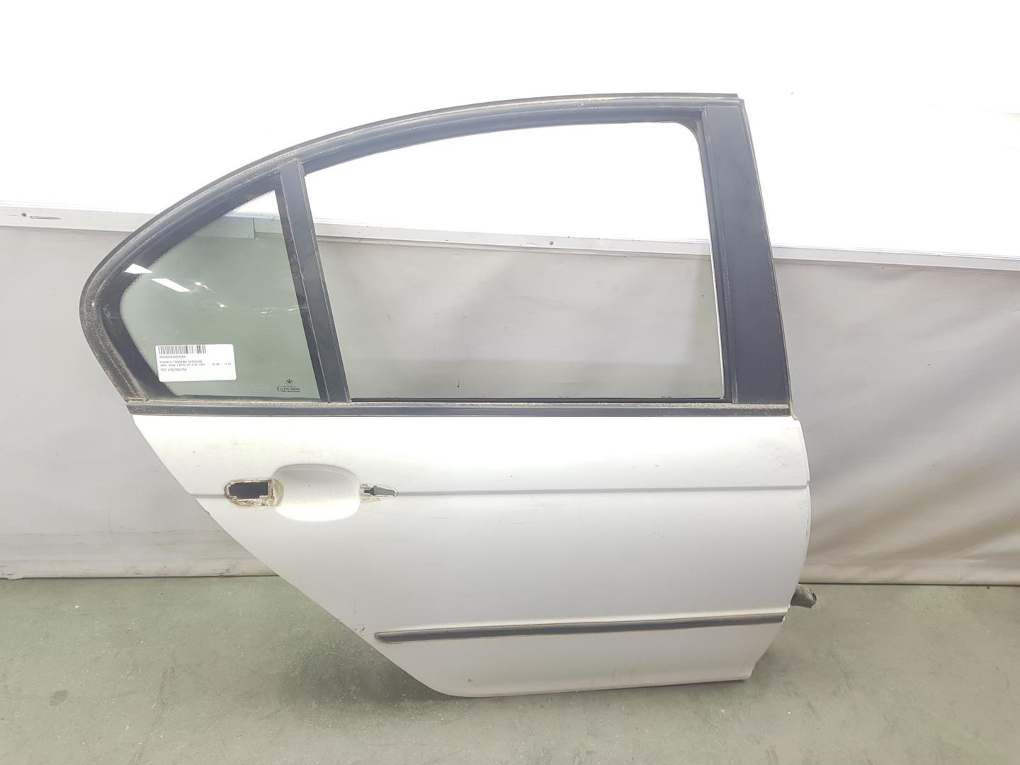 BMW 3 Series E46 (1997-2006) Labās aizmugurējās durvis 41527034154, 41527034154, BLANCO300 19618965