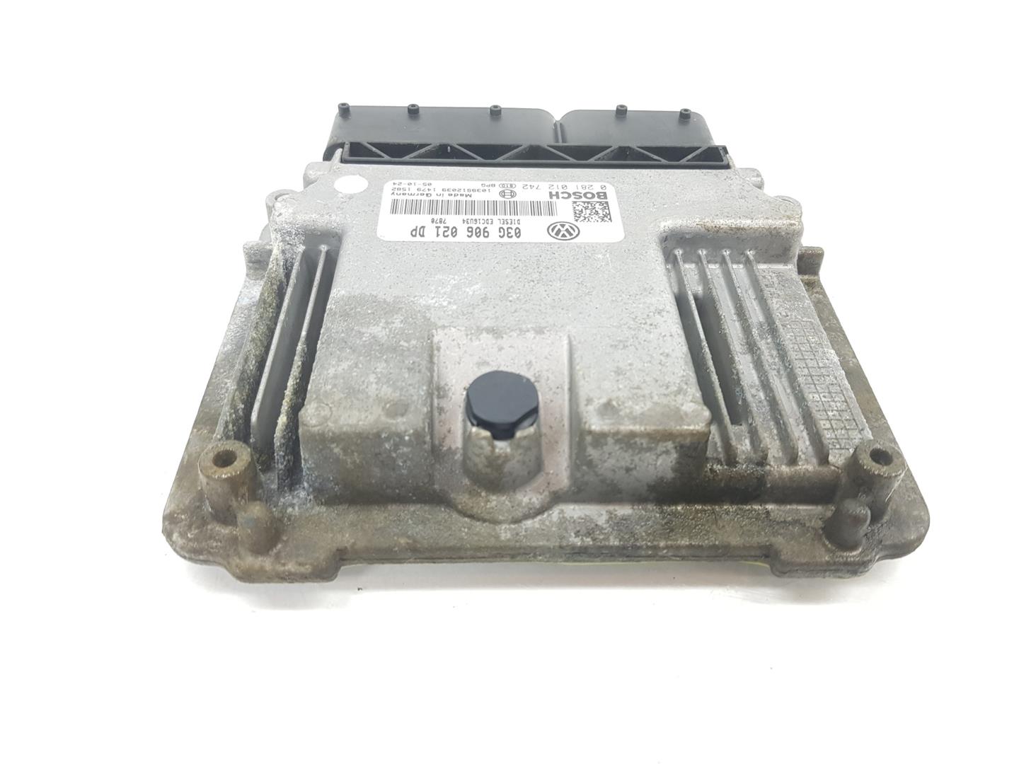 VOLKSWAGEN Passat Variant 1 generation (2010-2024) Engine Control Unit ECU 03G906021DP, 03G906021DP 24146779