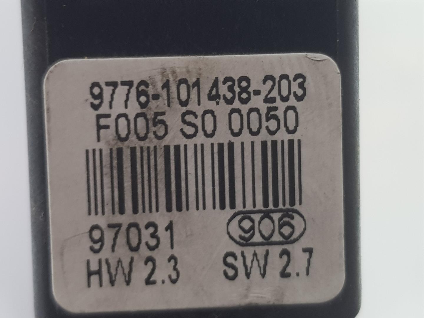 VOLKSWAGEN Bora 1 generation (1998-2005) Galinių dešinių durų stiklo pakelėjo varikliukas 1J4959812C, 1J4959812C 21423564