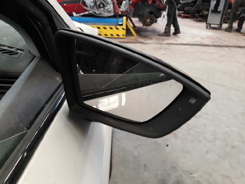 SEAT Alhambra 2 generation (2010-2021) Rear right door outer handle 5G0837206N, 5G0837206N, BLANCO 19602494