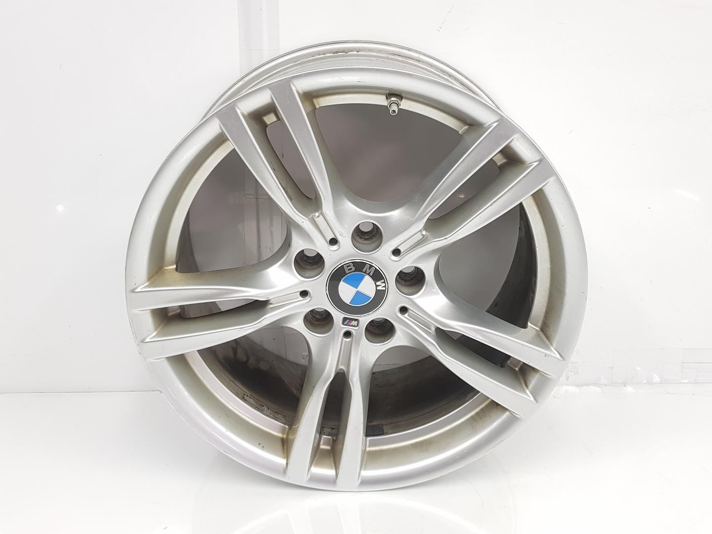 BMW 4 Series F32/F33/F36 (2013-2020) Tire 7845880, 8JX18, 18PULGADAS 23800143