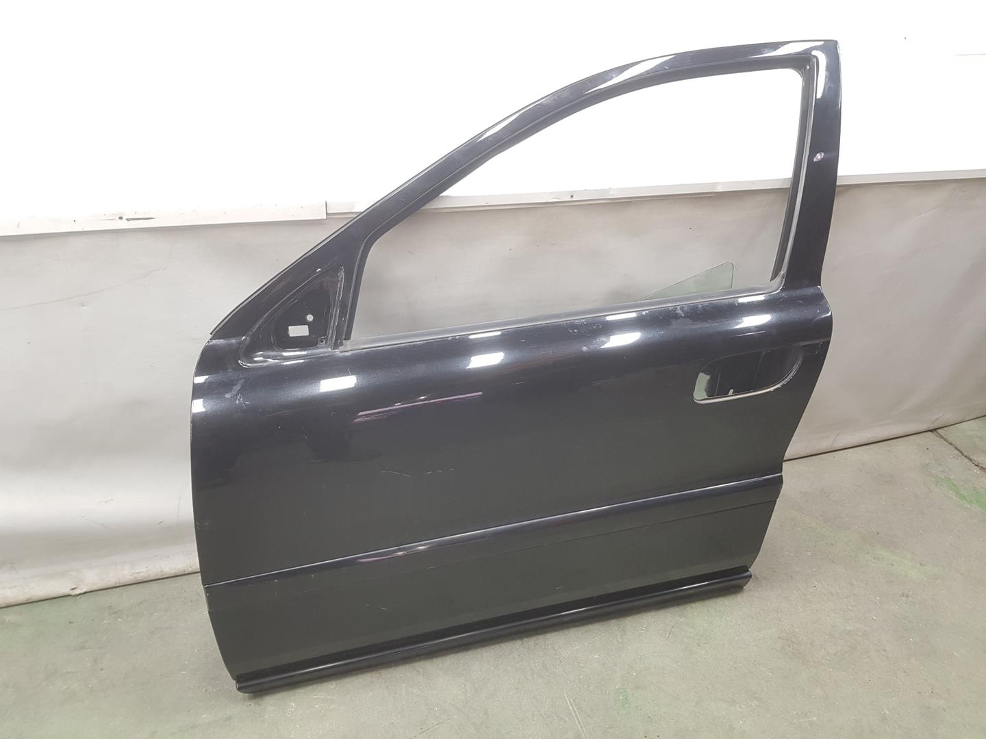 VOLVO S60 1 generation (2000-2009) Porte avant gauche 30796486, 30796486, COLORNEGRO 19728206