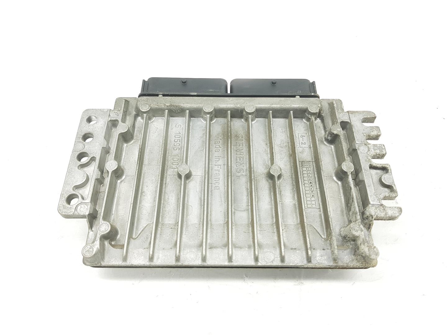 RENAULT Megane 1 generation (1995-2003) Engine Control Unit ECU 8200059086,8200044437 24215086