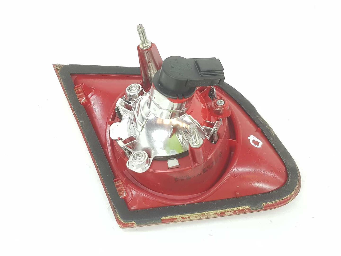 VOLKSWAGEN Passat B6 (2005-2010) Right Side Tailgate Taillight 3C5945094C,3C5945094E 19889675