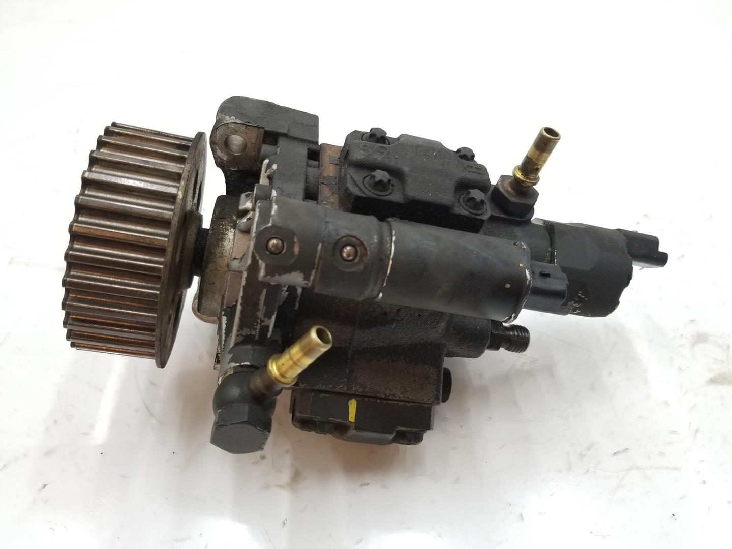 RENAULT Megane 3 generation (2008-2020) High Pressure Fuel Pump 8200821184, 8200821184 20462729