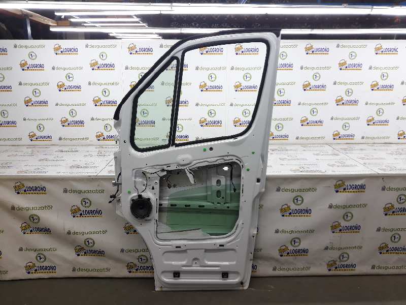 MERCEDES-BENZ Sprinter Front Right Door A9067200105,A9067200105,BLANCA 24038395