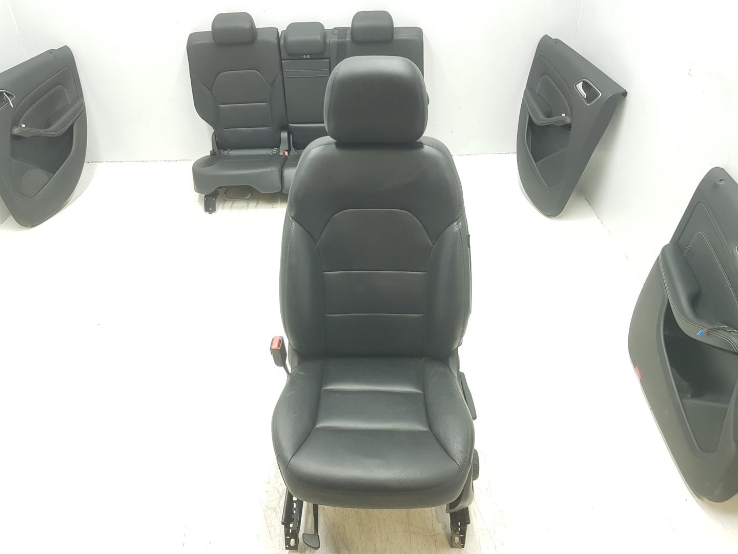 MERCEDES-BENZ B-Class W246 (2011-2020) Seats JUEGOASIENTOSENCUERO,ASIENTOSENCUERONEGRO,MANUALESYCONPANELES 19937698