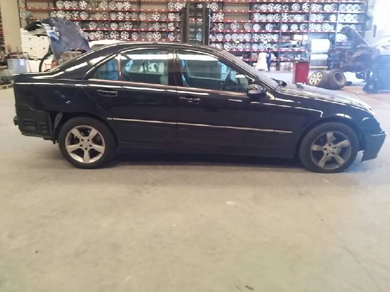 MERCEDES-BENZ C-Class W203/S203/CL203 (2000-2008) Други интериорни части A2038204601, A2038204601 19873853